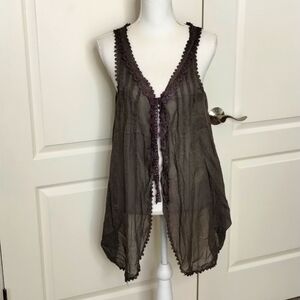 Blue bird sheer vest size large gray lightweight with lace detail women's